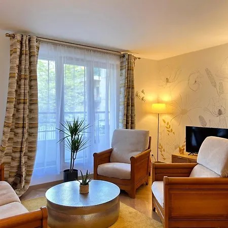 Apartment Chaleureux Et Calme Pres De Paris Et Metro *