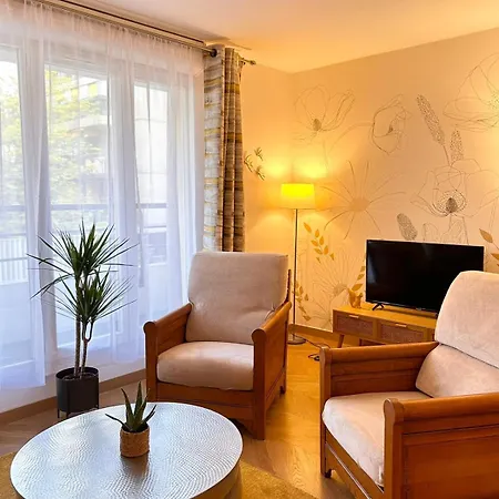 Apartment Chaleureux Et Calme Pres De Paris Et Metro